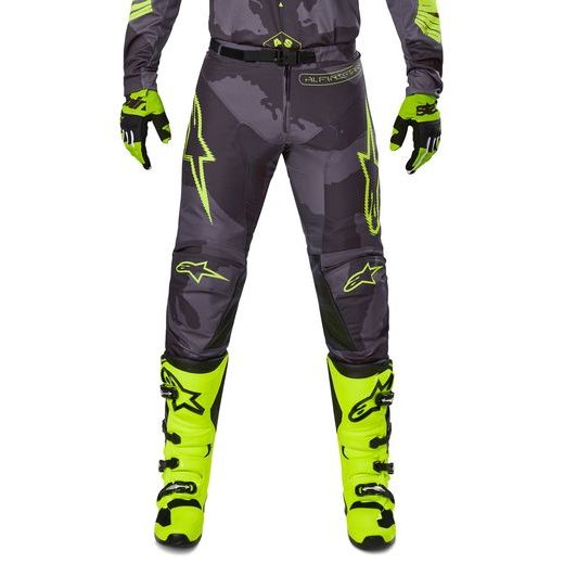 NOHAVICE RACER HOLLOW, ALPINESTARS (TMAVÁ CAMO/ŽLUTÁ FLUO) 2025