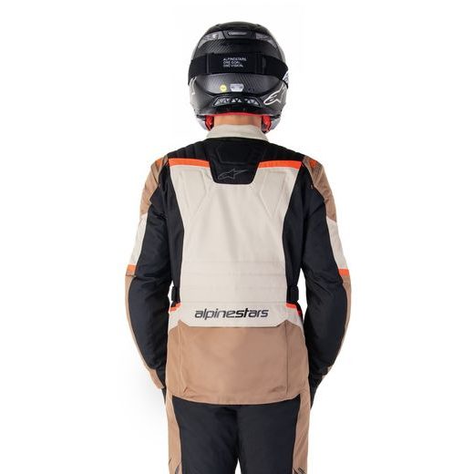 BUNDA ST-1 WATERPROOF, ALPINESTARS (TMAVÁ KHAKI/PÍSKOVÁ/ČERNÁ/ČERVENÁ FLUO) 2026