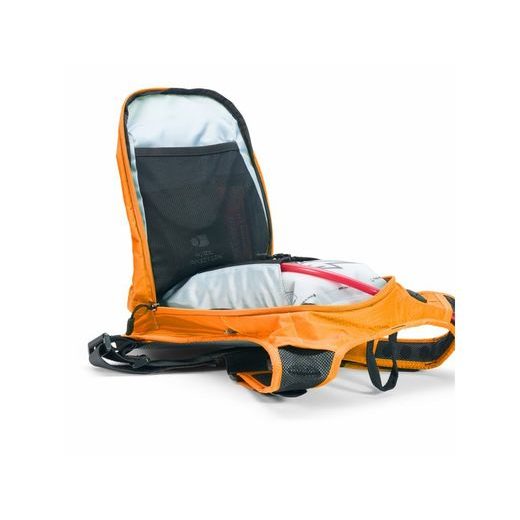 BATOH ENDURO OUTLANDER 9, USWE - ŠVÉDSKO (ORANŽOVÁ, OBJEM 9L, HYDROBAG 3L)