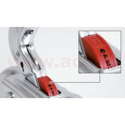 TAŽNÁ SPOJKA AL-KO AK 7-C, V12, NA TYČ PRŮMĚR 70 MM, 750 KG PRO NEBRŽDĚNÉ PŘÍVĚSY ORIGINÁL