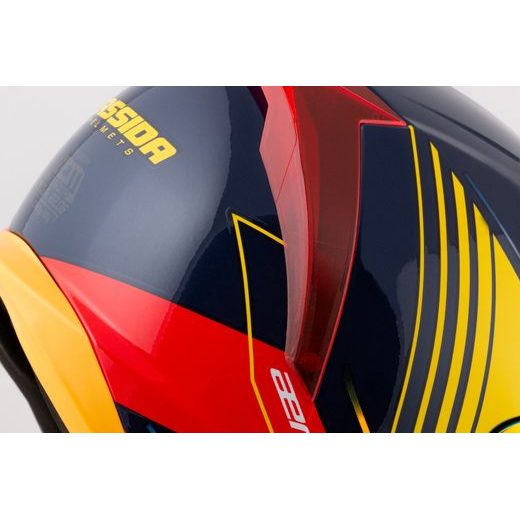 PRILBA AERO DROME, CASSIDA (MODRÁ/ŽLUTÁ FLUO/ORANŽOVÁ/ČERVENÁ/SVĚTLE MODRÁ/BÍLÁ) 2026