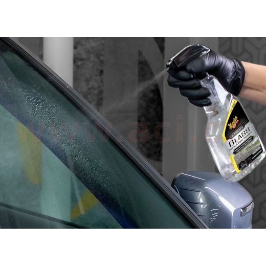MEGUIAR'S ULTIMATE GLASS CLEANER &AMP; WATER REPELLENT - ČISTIČ SKIEL S HYDROFOBNÍ OCHRANOU + TEKUTÉ STIERAČE, 473ML