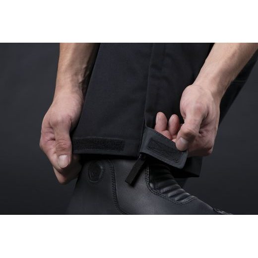 SKRÁTENÉ NOHAVICE STORMLAND DRY2DRY™, OXFORD ADVANCED (ČIERNE)