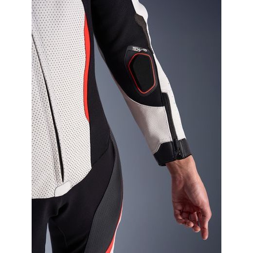 JEDNODIELNA KOMBINÉZA STELLA GP-R7, ALPINESTARS, DÁMSKE (BÍLÁ/ČERVENÁ FLUO/ČERNÁ) 2026