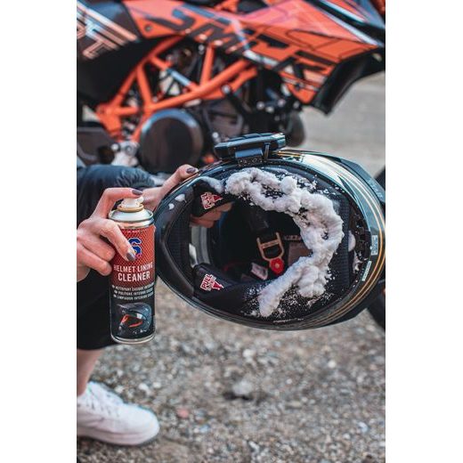 100 ČISTIČ A DEZINFEKCIA INTERIÉRU PRILBY - HELMET INTERIOR CLEANER 300 ML