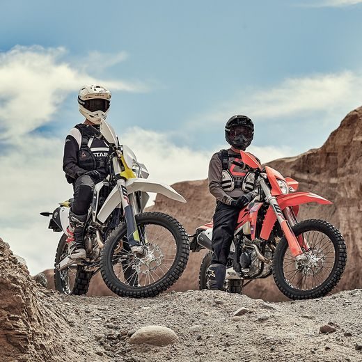 DRES TECHDURA, ALPINESTARS (ČERVENÁ FLUO) 2026