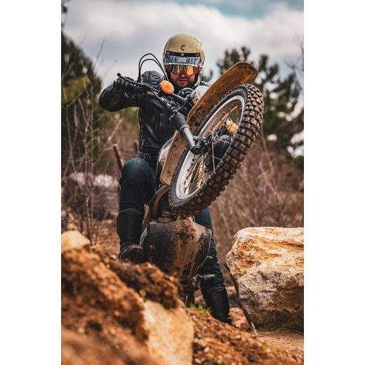 PRILBA ESO FORTY NINE, CASSIDA (KRÉMOVÁ/ČERNÁ) 2026