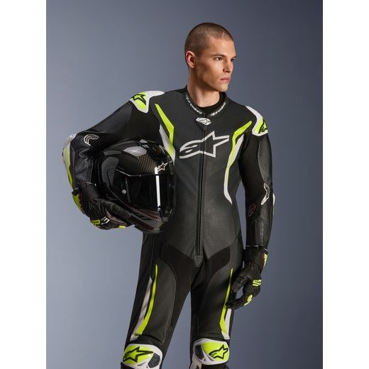 JEDNODIELNA KOMBINÉZA GP TECH V5, ALPINESTARS (ČERNÁ/BÍLÁ/ŽLUTÁ FLUO) 2026