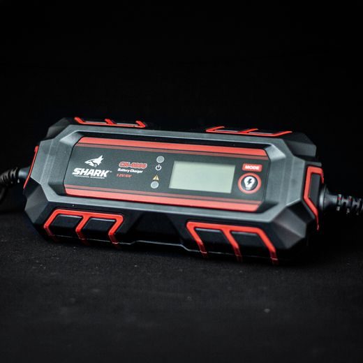 SHARK BATTERY CHARGER CN-4000, 6/12V, IP54, 4A DC
