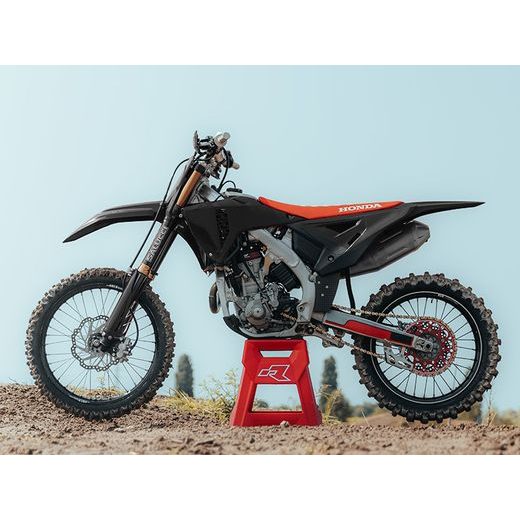 KOMPLETNÉ SADA PLASTOV REVOLUTION 5 DIELOV HONDA, RTECH (ČIERNA)