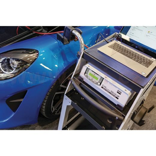 NABÍJEČKA/STABILIZOVANÝ ZDROJ GYSFLASH 100.12HF, 12 V, 20-1200 AH, 100 A, KABELY 5 M, MENU V ČEŠTINĚ