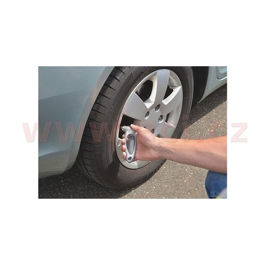 PNEUMĚŘIČ DIGITÁLNÍ PRO OSOBNÍ VOZY
