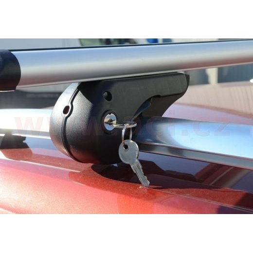 STŘEŠNÍ NOSIČ ZAMYKACÍ HLINÍKOVÝ 120 CM, MAX PRŮŘEZ NOSIČE 45X74 MM, SADA 2 KS, PRO VOZIDLA S PODÉLNÝMI NOSIČI, ALU-PRO