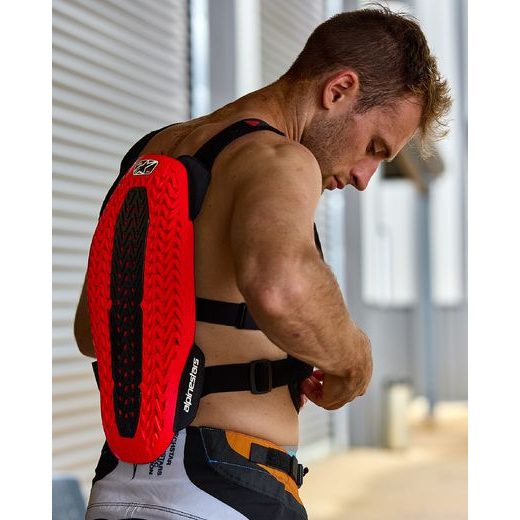 CHRÁNIČ HRUDI A-5 PLASMA, ALPINESTARS (ČERNÁ/ČERVENÁ/BÍLÁ) 2026