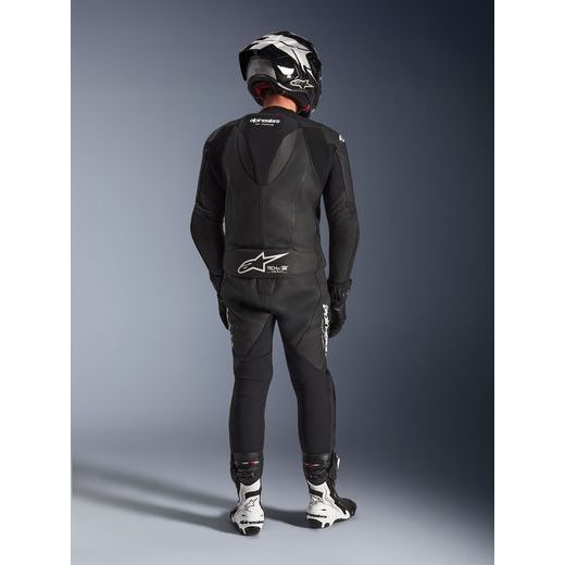 DVOJDIELNA KOMBINÉZA GP FORCE V2, ALPINESTARS (ČERNÁ/BÍLÁ) 2026