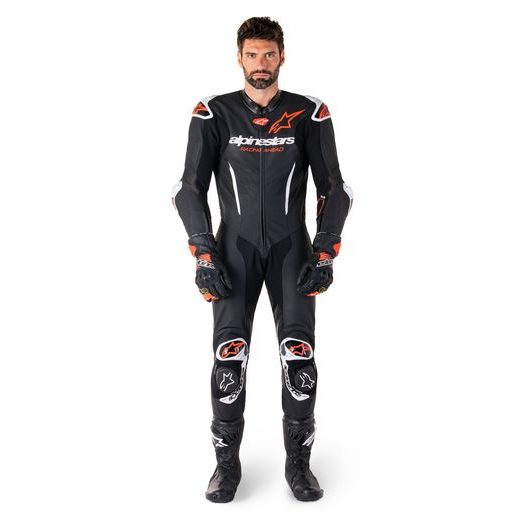 JEDNODIELNA KOMBINÉZA GP-R7, TECH-AIR READY/KOMPATIBILNÍ, ALPINESTARS (ČERNÁ/BÍLÁ/ČERVENÁ FLUO) 2026