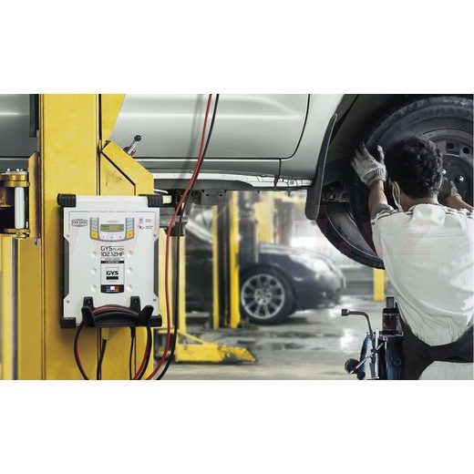 NABÍJEČKA/STABILIZOVANÝ ZDROJ GYSFLASH 102.12 HF 12 V, 5-1200 AH, 100 A, KABELY 5 M, MENU V ČEŠTINĚ