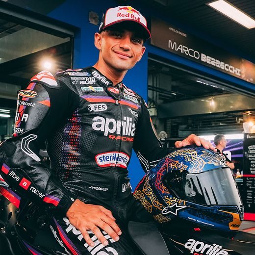 PRILBA SUPERTECH R10 MARTHAINATOR LIMITOVANÁ EDÍCIA JORGE MARTIN, ALPINESTARS (MODRÁ PERLEŤ/ZLATÁ/ČERVENÁ) 2026