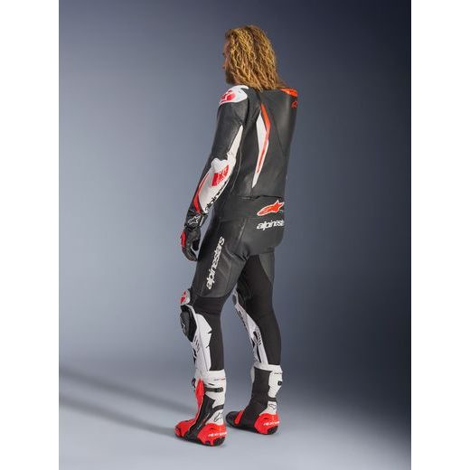 JEDNODIELNA KOMBINÉZA GP TECH V5, ALPINESTARS (ČERNÁ/BÍLÁ/ČERVENÁ FLUO) 2026