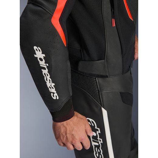 BUNDA GP FORCE V2 AIRFLOW, ALPINESTARS (ČERNÁ/ČERVENÁ FLUO/BÍLÁ) 2026