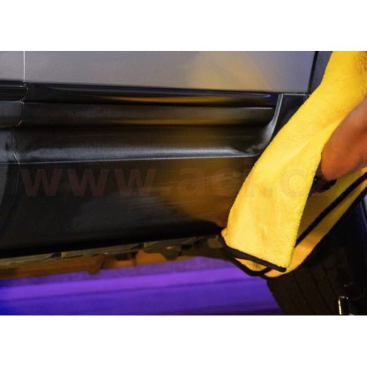 MEGUIAR'S HEAVY DUTY TRIM RESTORATION KIT - SADA NA OŽIVENIE A OCHRANU NELAKOVANÝCH PLASTOV V EXTERIÉRU