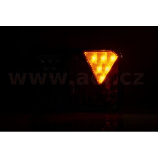 ZADNÍ SVĚTLO LED 200X130 MM, 5 PIN BAJONET, P