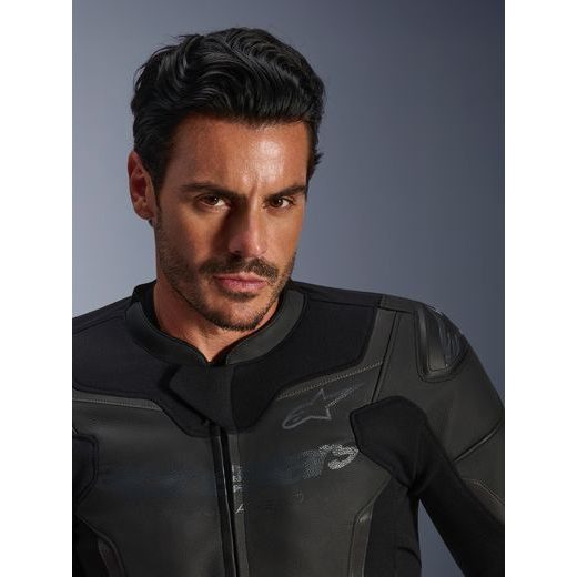 BUNDA GP FORCE V2, ALPINESTARS (ČERNÁ/ČERNÁ) 2026