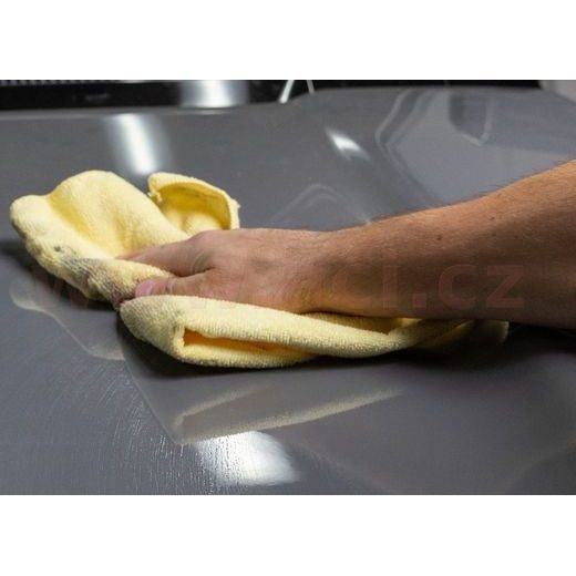 MEGUIAR'S PAINT, DASH &AMP; GLASS INSIDE OUT DETAILER - ČISTIČ INTERIÉROVÝCH A EXTERIÉROVÝCH POVRCHOV, 710 ML