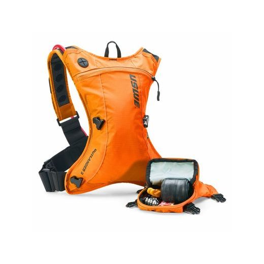 BATOH ENDURO OUTLANDER 3, USWE - ŠVÉDSKO (ORANŽOVÁ, OBJEM 3 L, HYDROBAG 1,5 L)