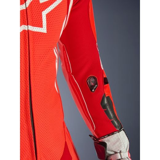 JEDNODIELNA KOMBINÉZA GP TECH V5, ALPINESTARS (ČERVENÁ FLUO/ČERVENÁ/BÍLÁ) 2026