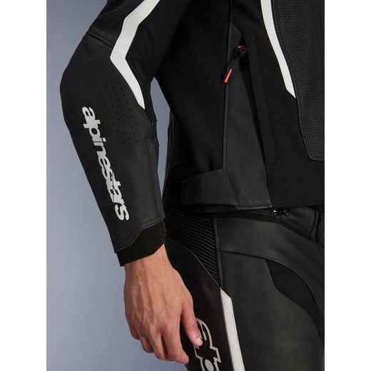 BUNDA GP FORCE V2 AIRFLOW, ALPINESTARS (ČERNÁ/BÍLÁ) 2026