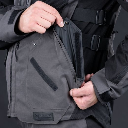 BUNDA ROCKLAND DRY2DRY™, OXFORD ADVANCED (ŠEDÁ/ČERNÁ/ČERVENÁ)