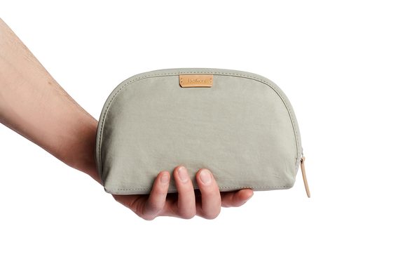 Bellroy Classic Pouch