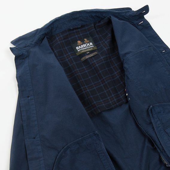 Устойчиво памучно яке Barbour International McQueen Terrance Chore — Navy