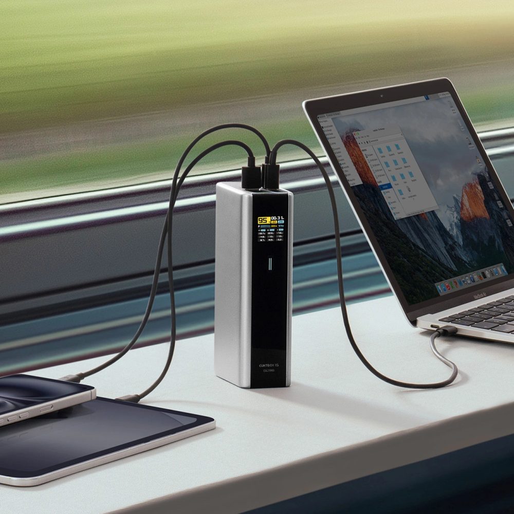 Cuktech CKPB200UGLGR Powerbanka 20000mAh, 2x USB-C + USB-A, 210W, sivá