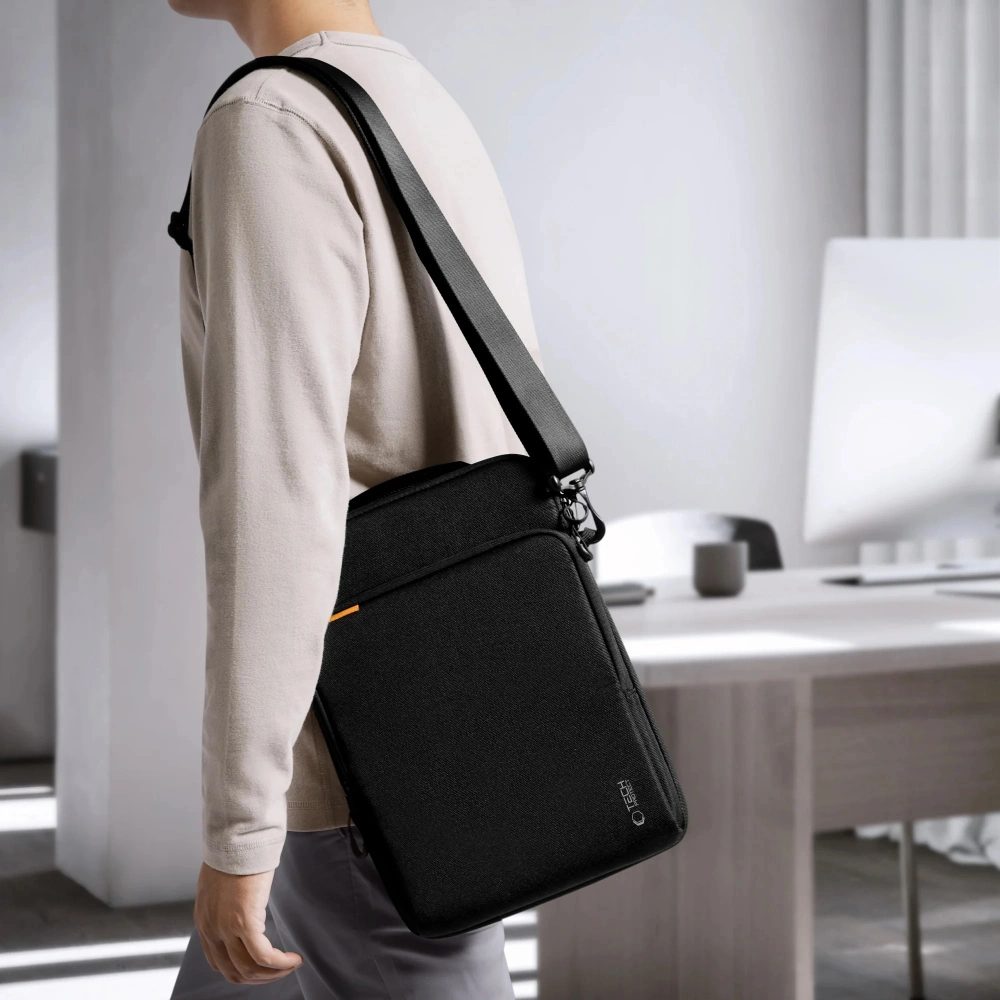 Tech-Protect Defender VR taška na notebook 13-14", čierna
