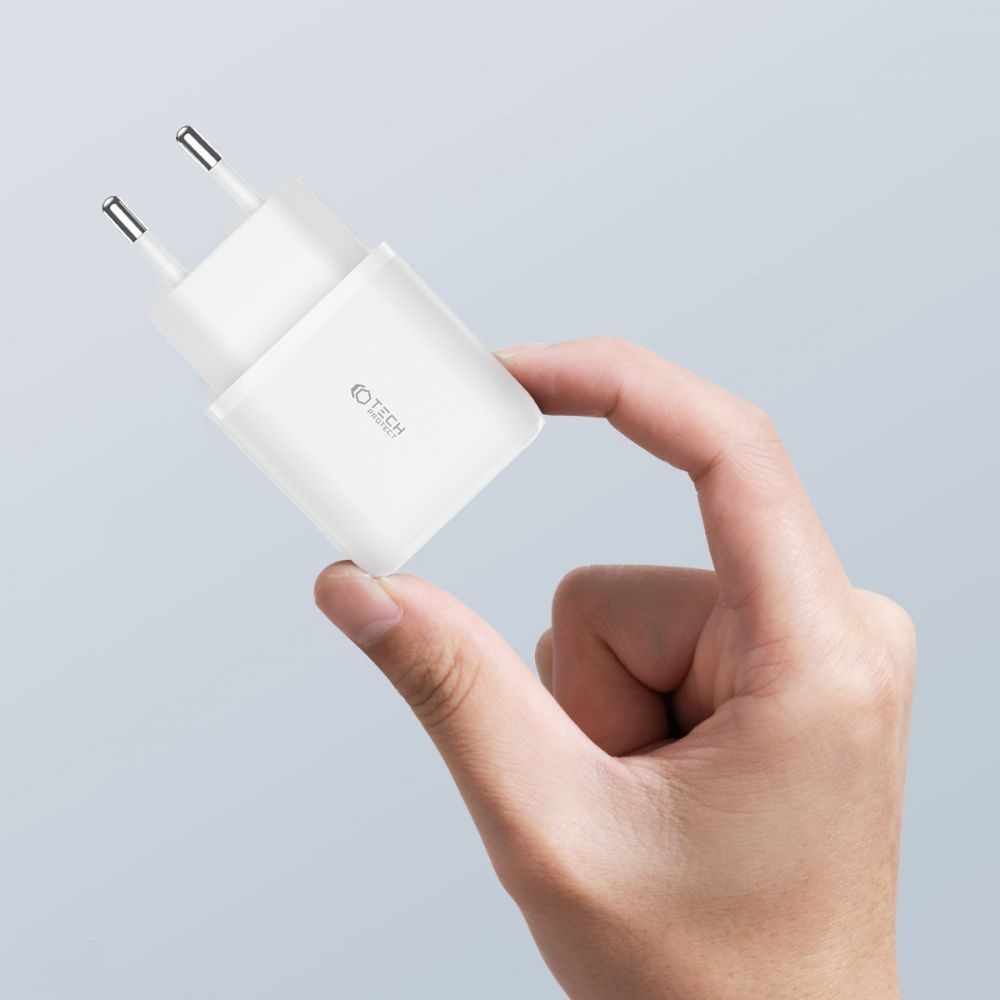 Tech-Protect C20W 2-portová sieťová nabíjačka PD20W / QC3.0 + kábel lightning, biela