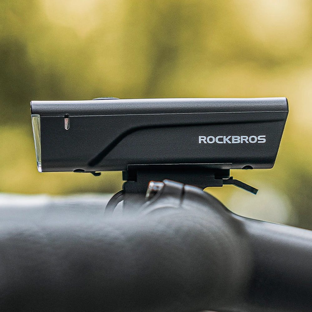 Rockbros Predné svetlo na bicykel 260 lm, čierne