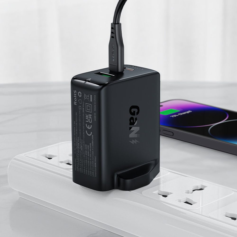 Acefast Punjač GaN 65W 3 Porta (1x USB, 2x USB-C PD) UK Utikač, Crni (A44)