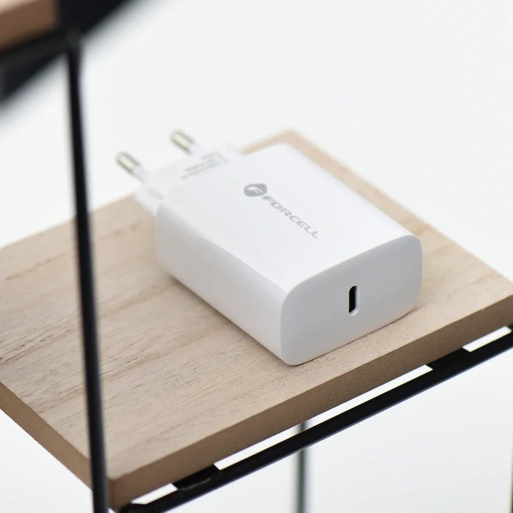 Forcell napájacia nabíjačka s konektorom USB-C a káblom Lightning, 3A, 20W s funkciou nabíjania PD a QC 4.0, 1,2 m