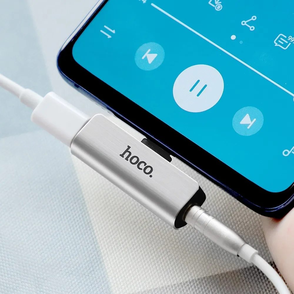 Hoco 2in1 Audió Adapter USB-C 3,5 Mm-es Csatlakozóra + USB-C, Ezüst (LS26)