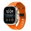 Tech-Protect Silicone Line rem til Apple Watch 8 / 9 / 10 / 11 / 12 / SE / Ultra (44 / 45 / 46 / 49 mm) - Orange