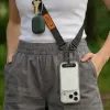 Tech-Protect C9S Crossbody Handykette für Smartphones - Verstellbarer Umhängeband mit Magnetverschluss - Schwarz/Orange