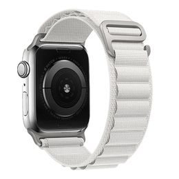 Najlonski remen, Apple Watch 42 / 44 / 45 / 49 mm, dizajn 2, bijeli