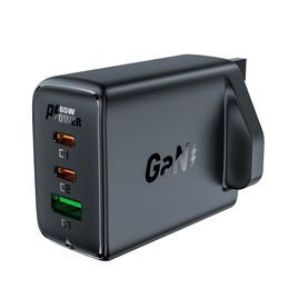 Acefast polnilnik GaN 65 W 3 vrata (1x USB, 2x USB-C PD) UK vtič, črn (A44)