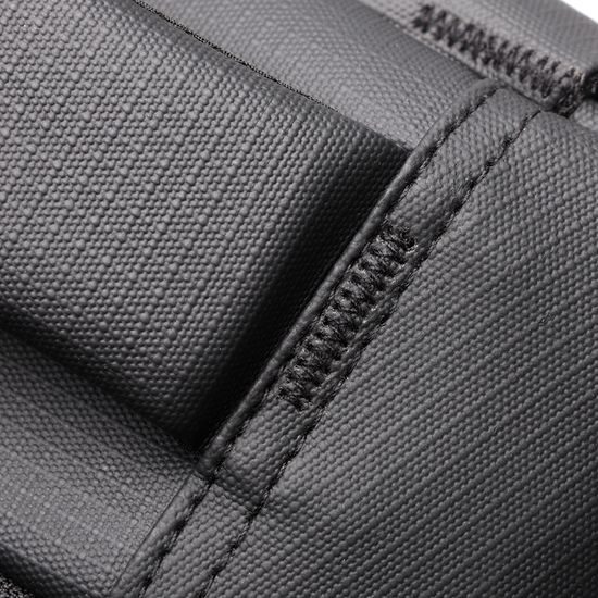 JP Batoh B01, 48*32*16 cm, černý