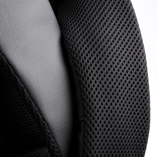 JP Batoh B02, 48*32*16 cm, černý