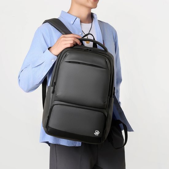 JP Batoh B02, 48*32*16 cm, černý