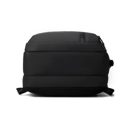 JP Batoh B07, 43*29*16 cm, černý