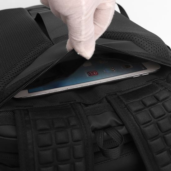 JP Batoh B23 s vákuovým kompresným vakom, 48*31*22~27 cm, čierny